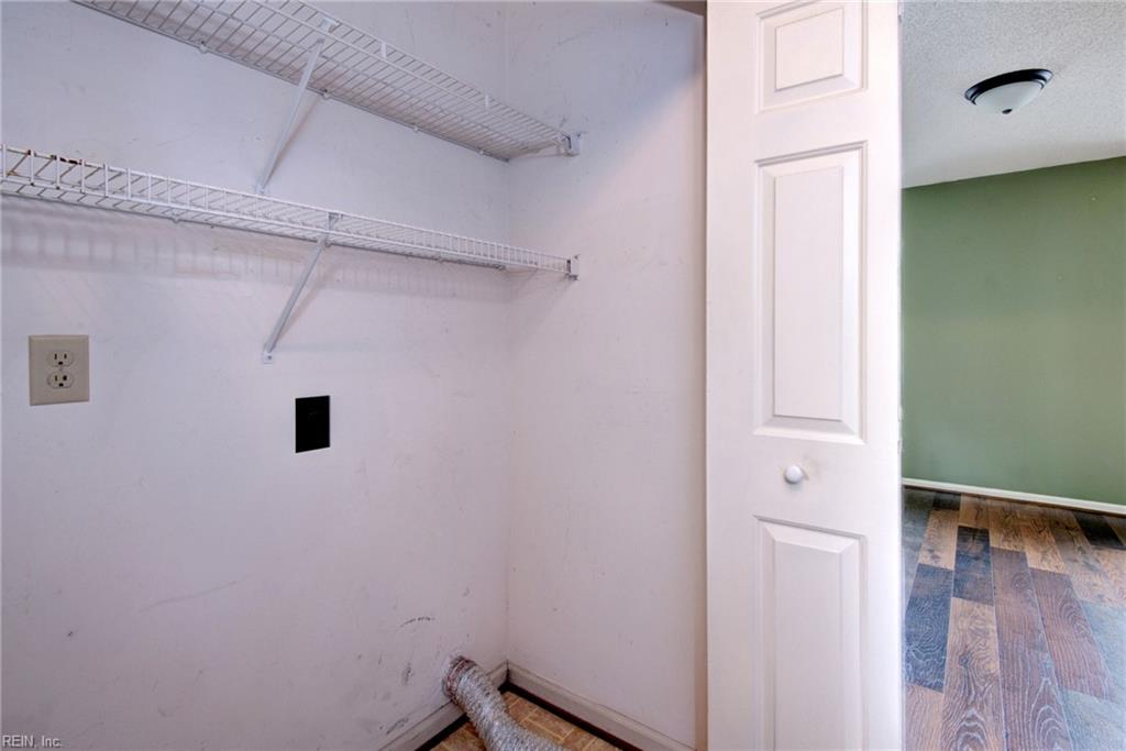 102 Penny Lane Yorktown VA 23692