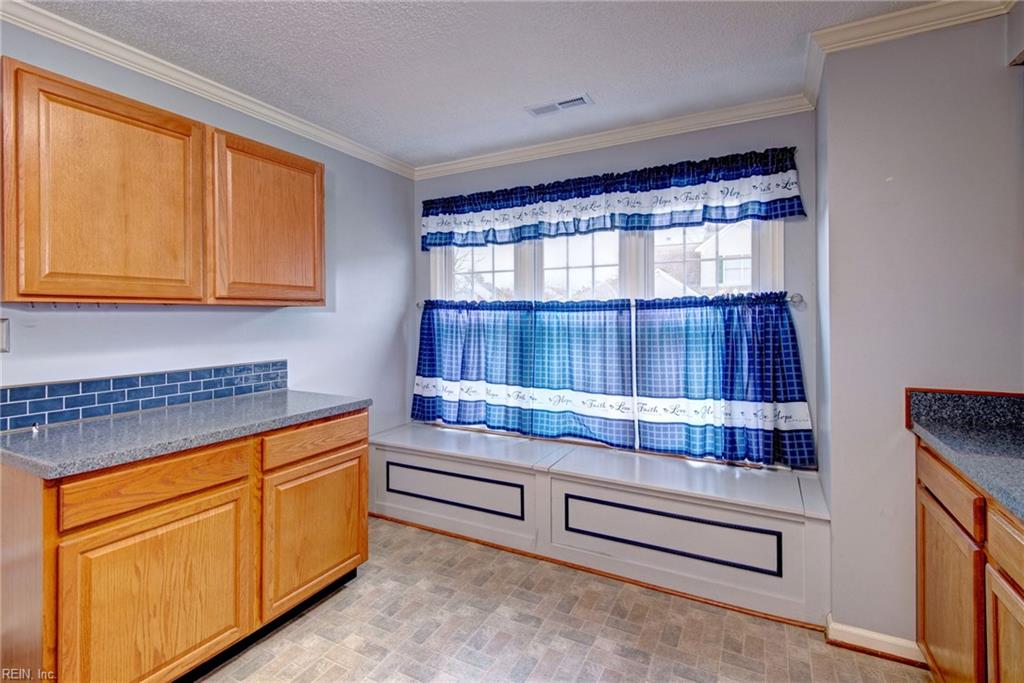 102 Penny Lane Yorktown VA 23692