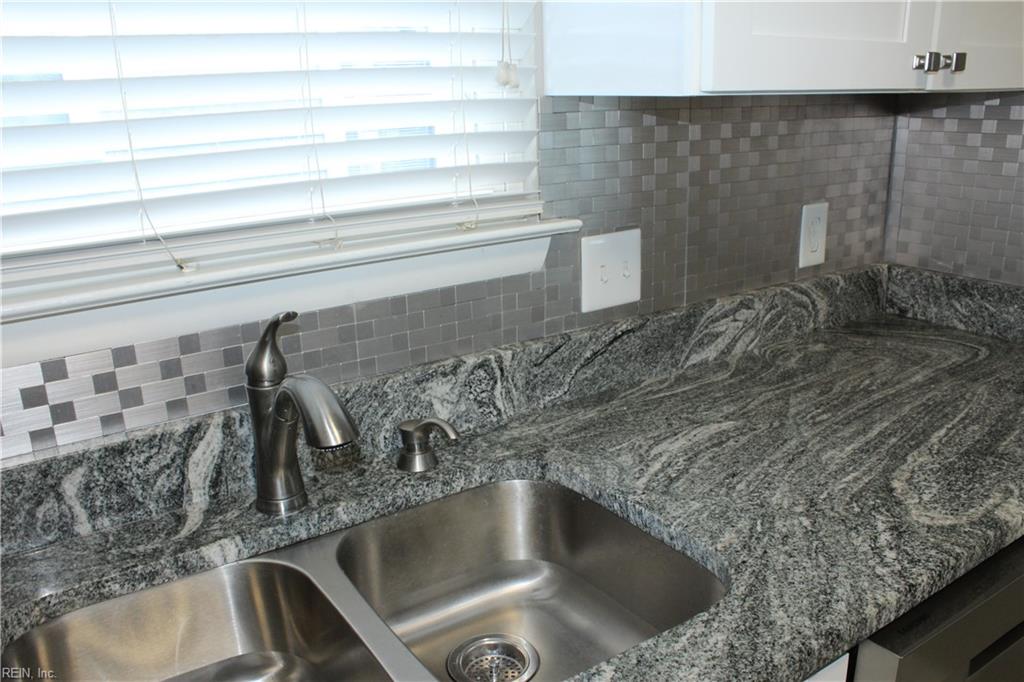 12758 Saint James Place Newport News VA 23602