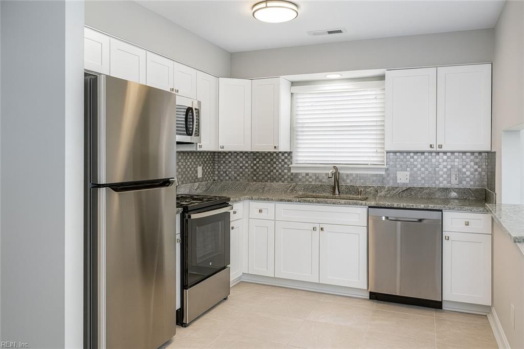 12758 Saint James Place Newport News VA 23602