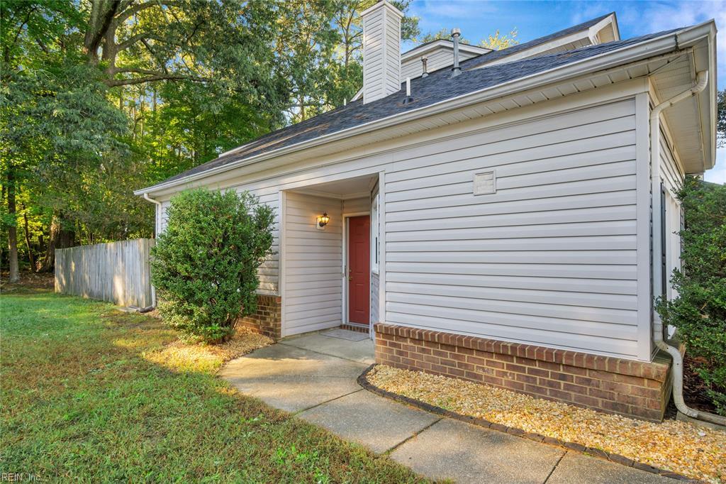 117 Two Turkey Run Yorktown VA 23692