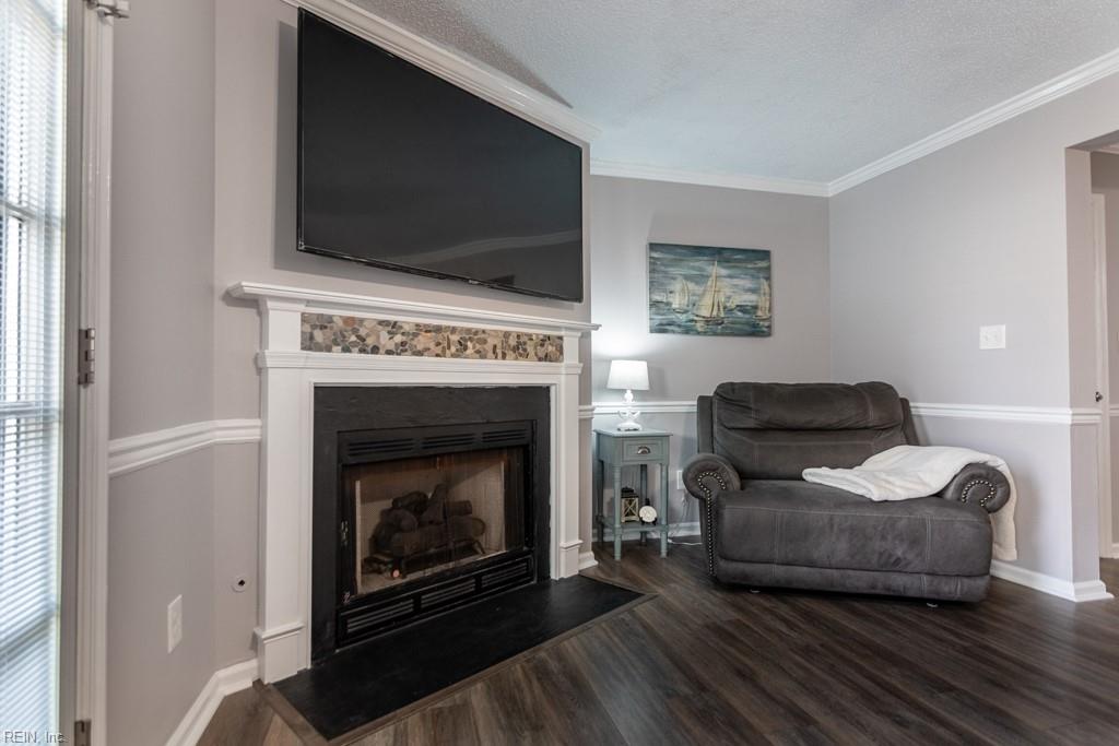 108 Penny Lane Yorktown VA 23692