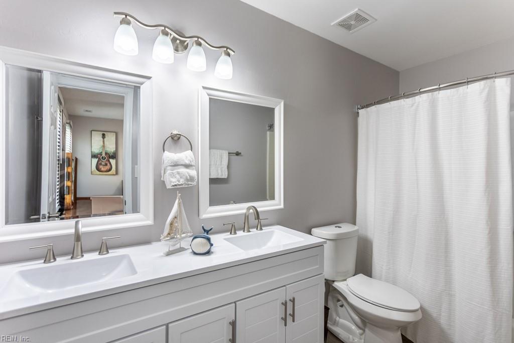 108 Penny Lane Yorktown VA 23692
