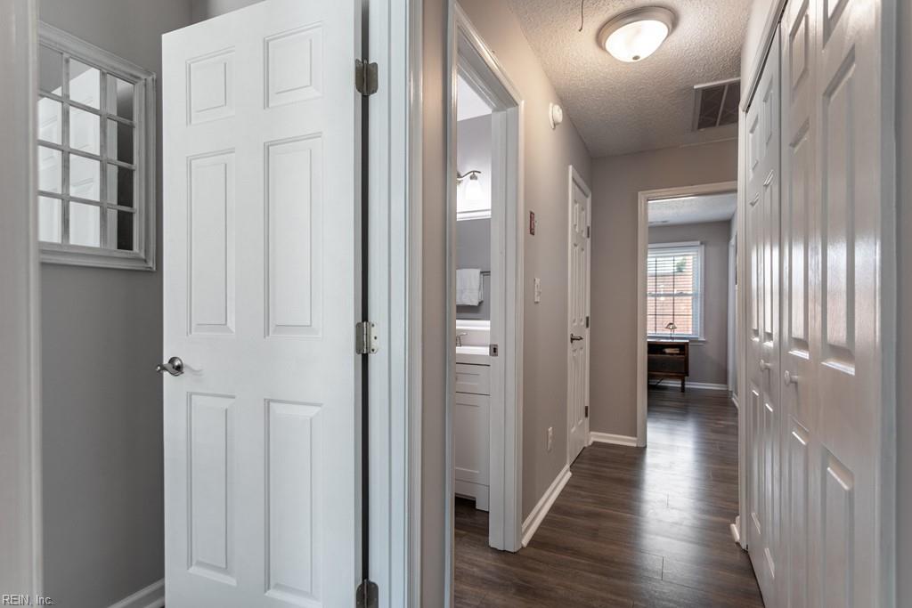 108 Penny Lane Yorktown VA 23692