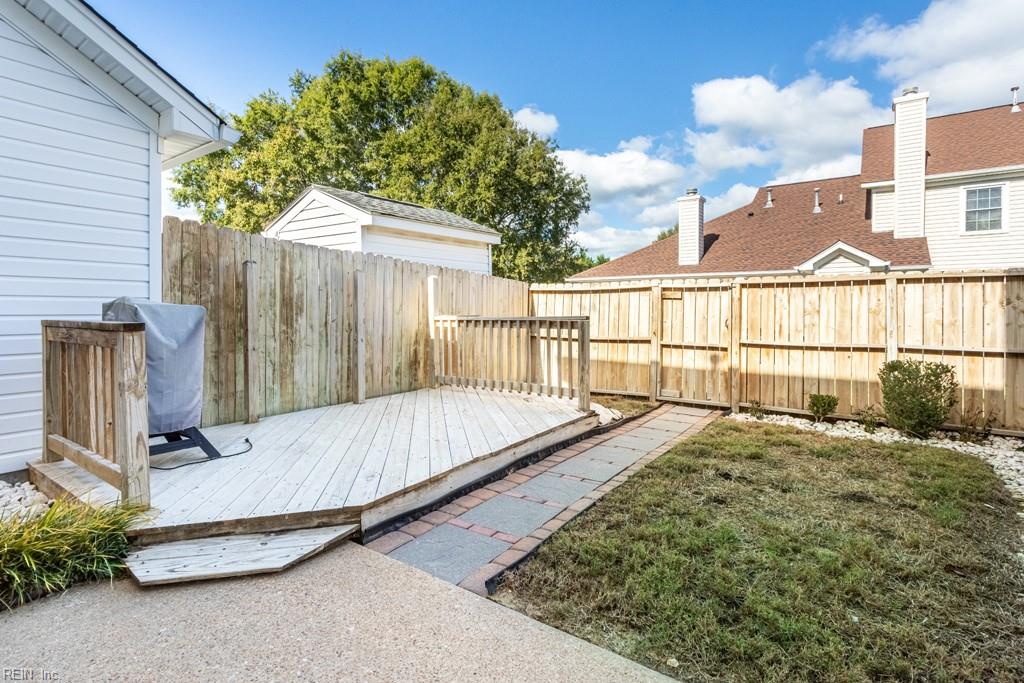 108 Penny Lane Yorktown VA 23692