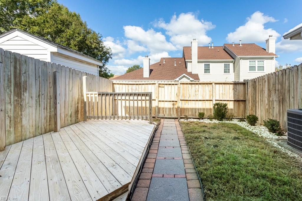 108 Penny Lane Yorktown VA 23692