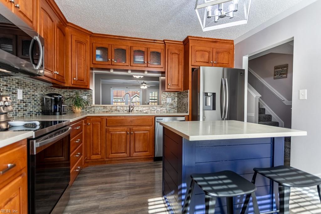 108 Penny Lane Yorktown VA 23692