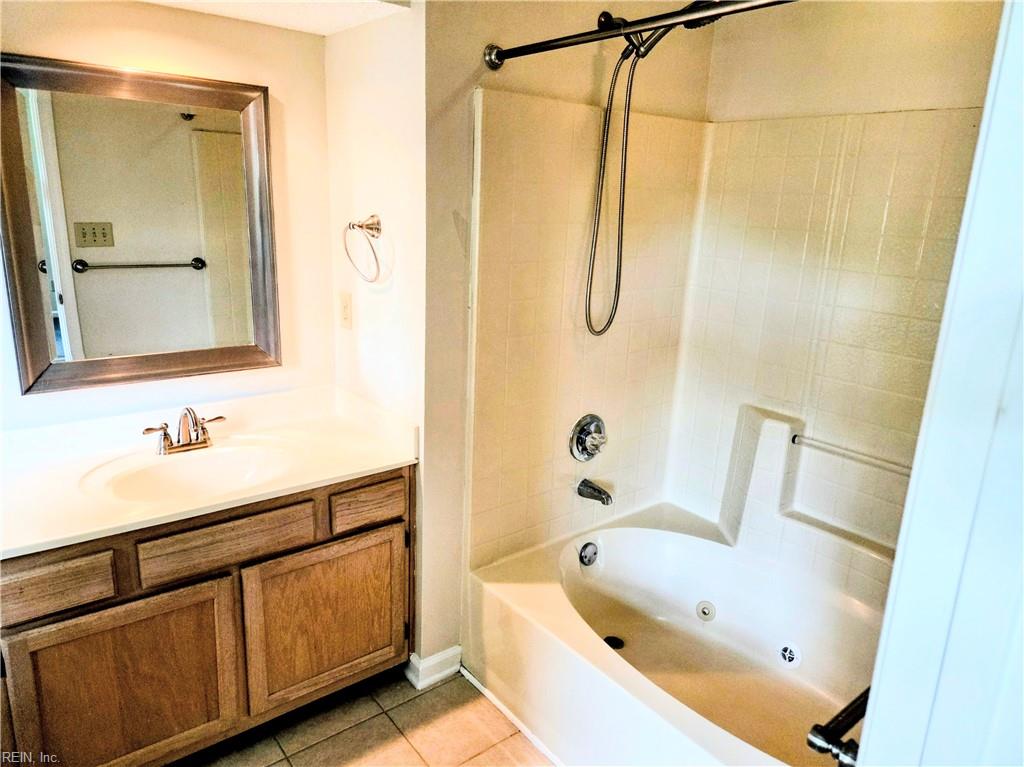 909 Willow Point Newport News VA 23602