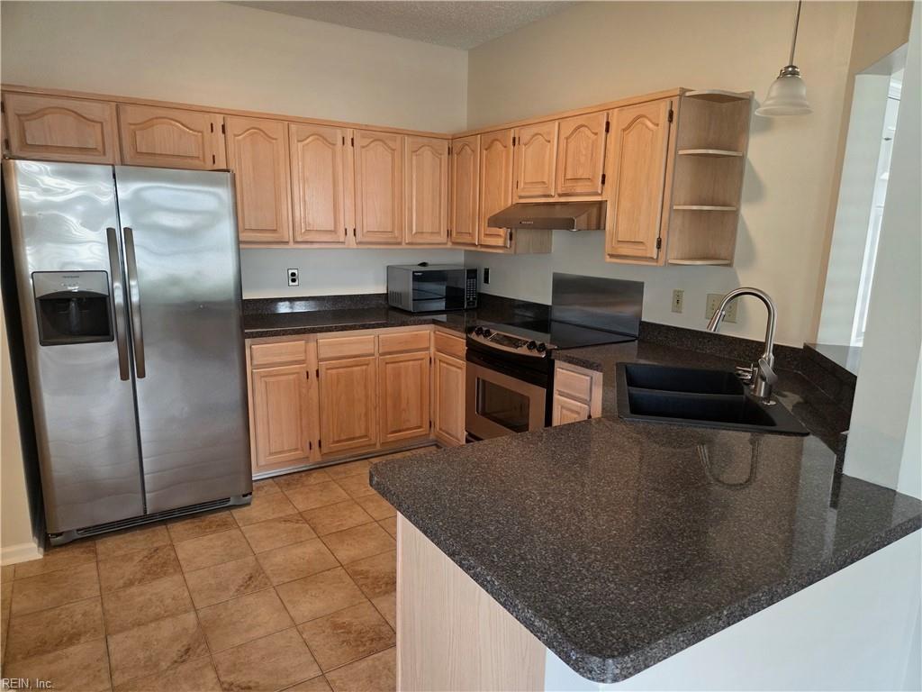 909 Willow Point Newport News VA 23602