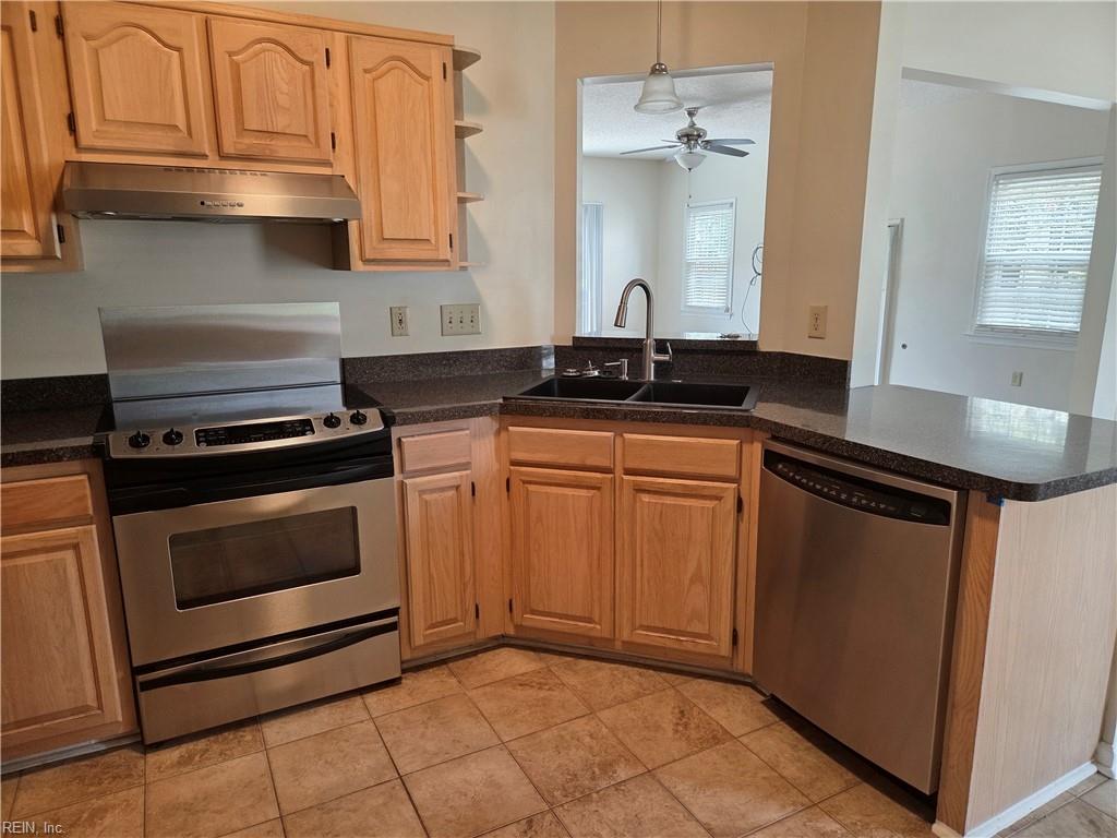 909 Willow Point Newport News VA 23602