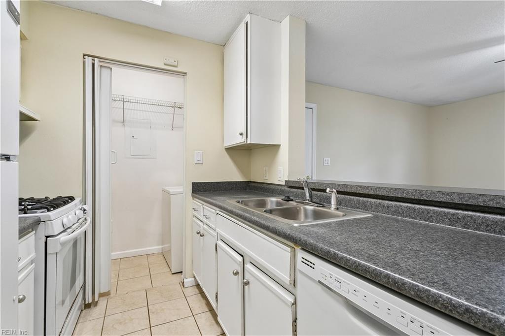 12622 Daybreak Circle Newport News VA 23602