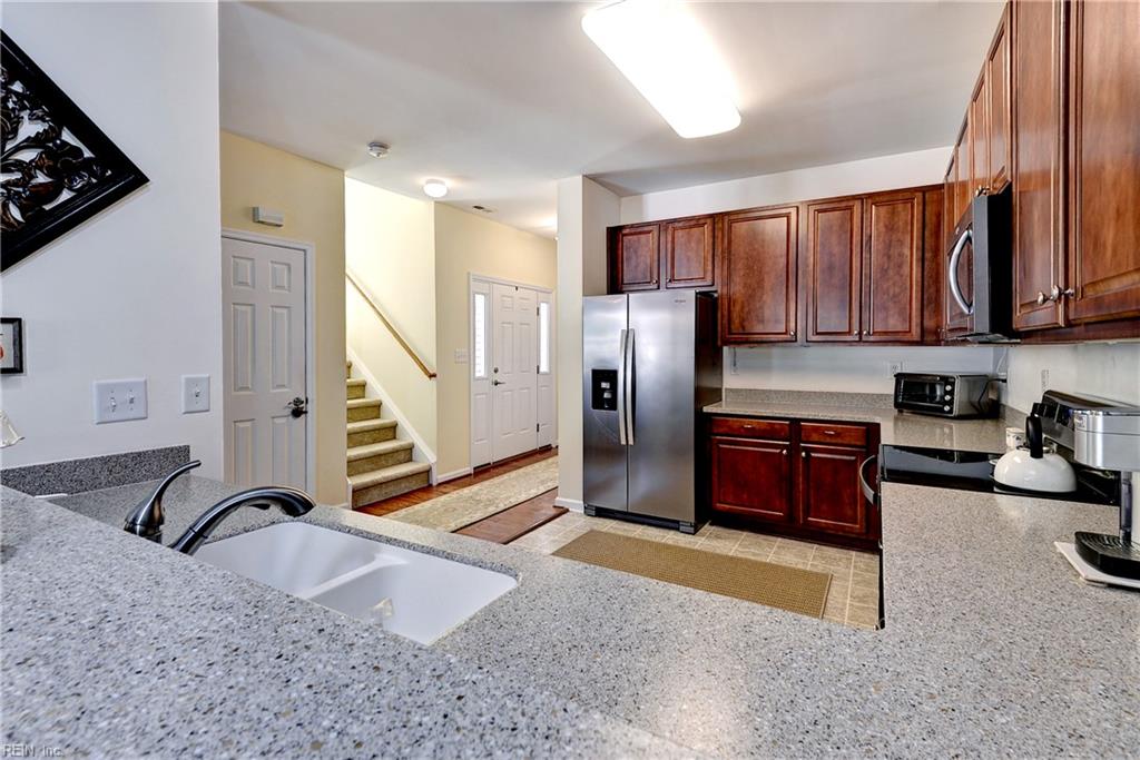 4516 Beacon Hill Dr Drive Williamsburg VA 23188