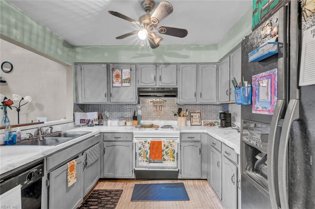 222 Bridgewater Drive Newport News VA 23603