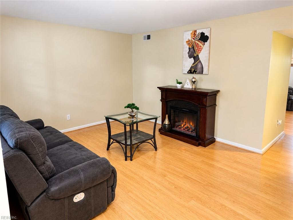 417 Hustings Lane Newport News VA 23608