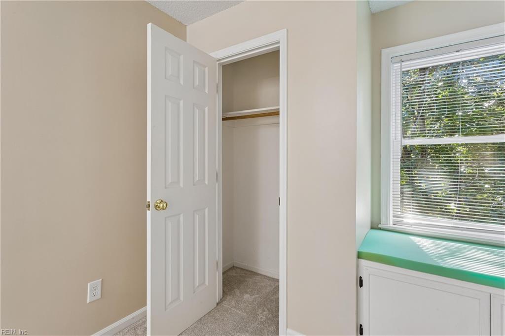 57 James Square Williamsburg VA 23185