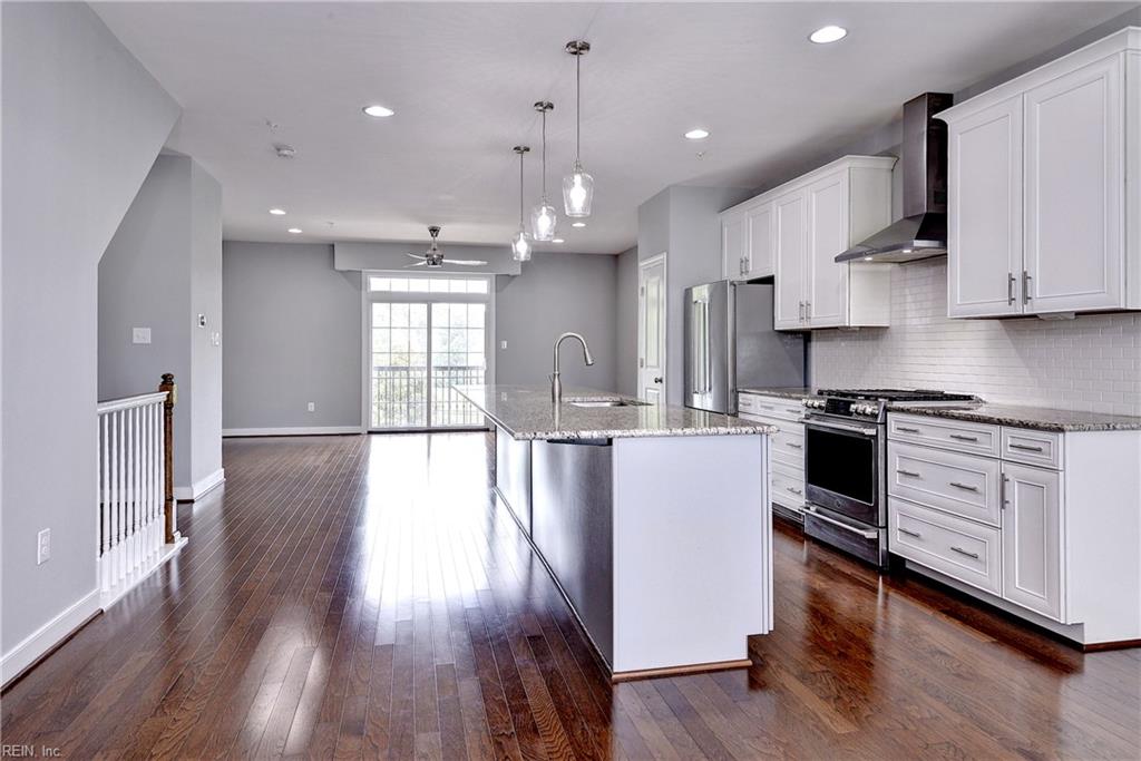 4939 Settlers Market Boulevard Williamsburg VA 23188