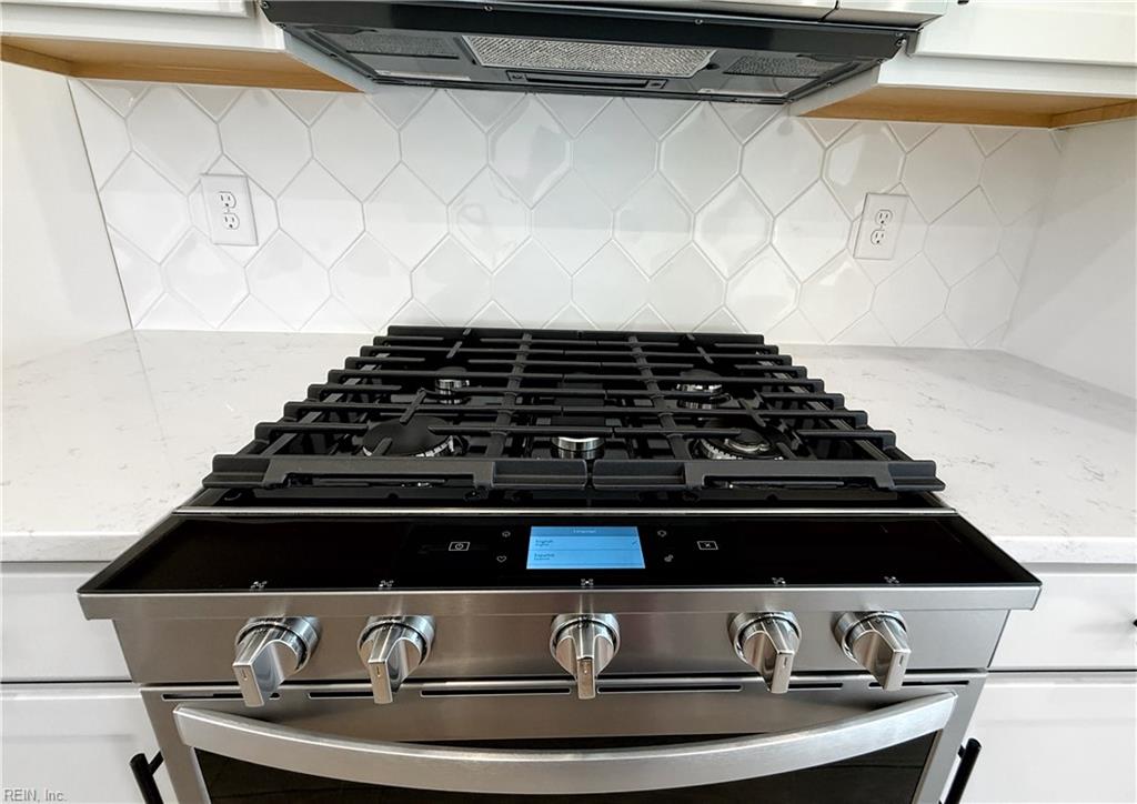 2016 Stanford Lane Newport News VA 23608