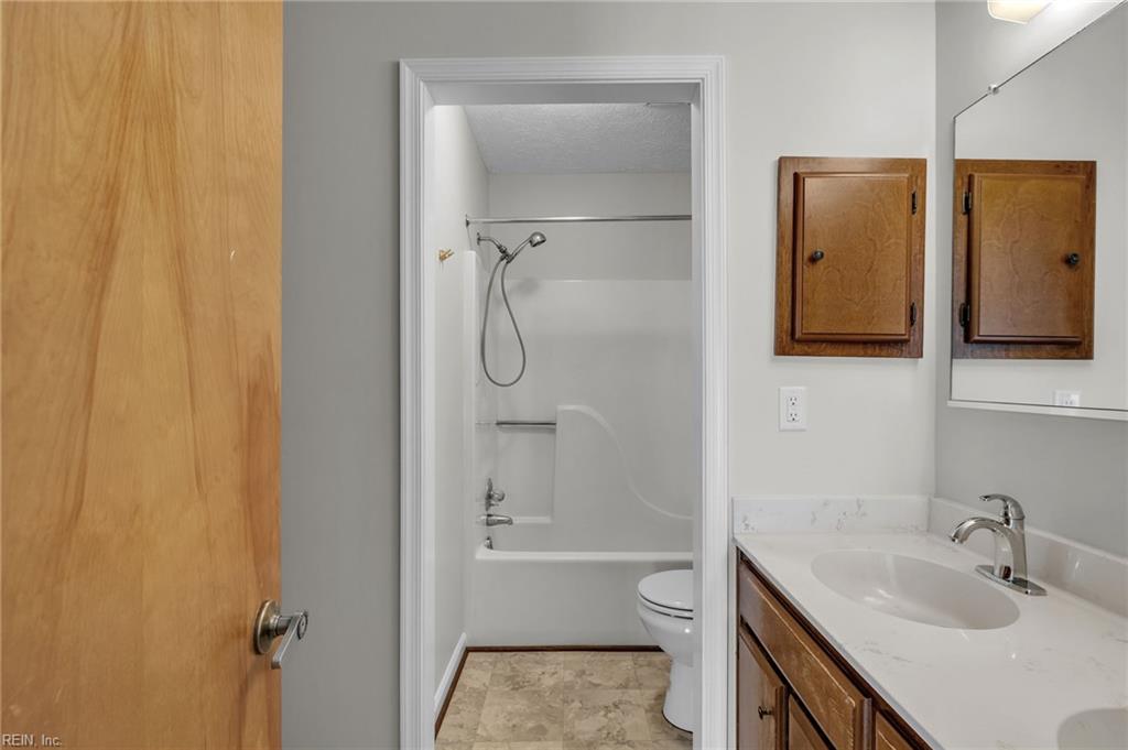 106 Englewood Drive Yorktown VA 23692