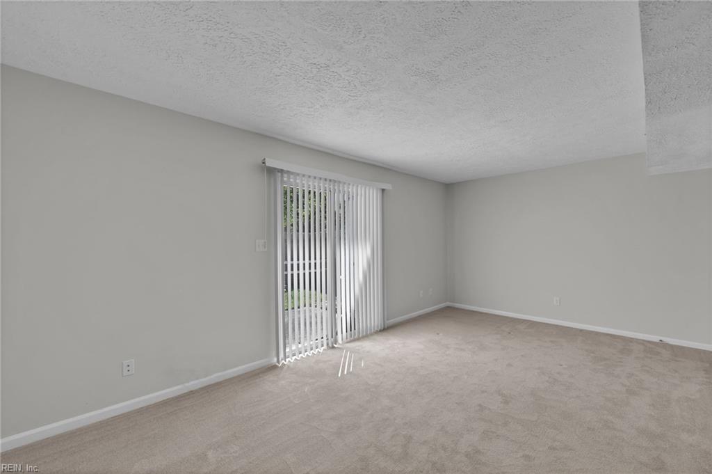 106 Englewood Drive Yorktown VA 23692