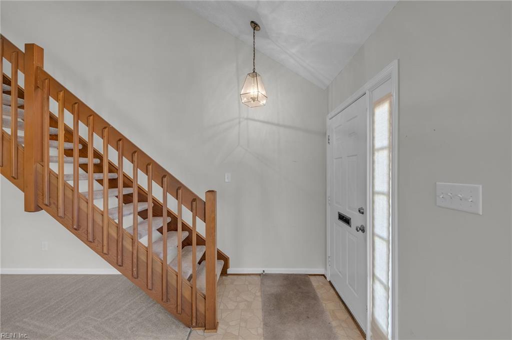 106 Englewood Drive Yorktown VA 23692
