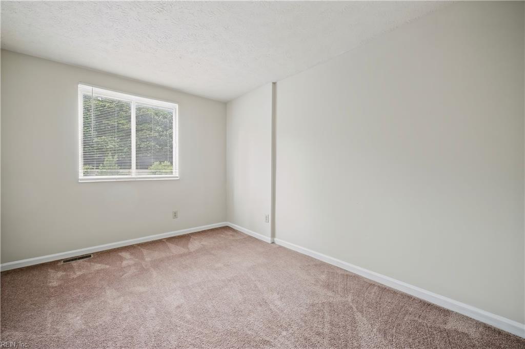 529 Chanticlar Court Newport News VA 23608