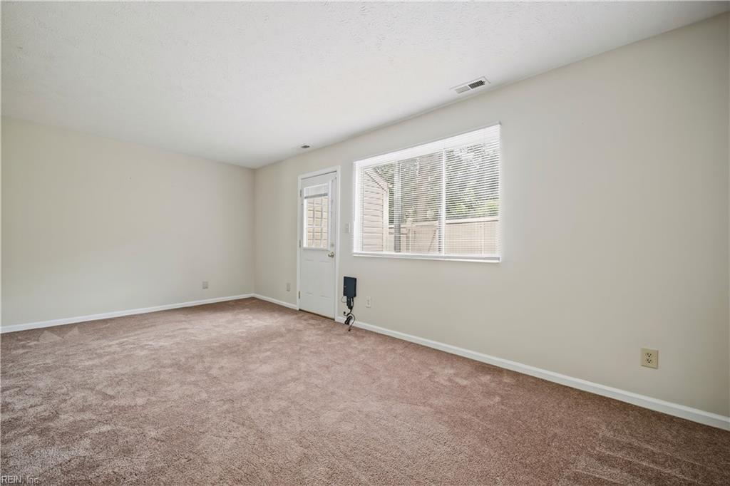 529 Chanticlar Court Newport News VA 23608
