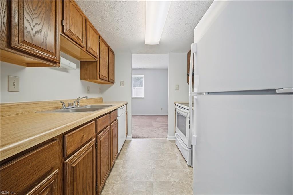529 Chanticlar Court Newport News VA 23608