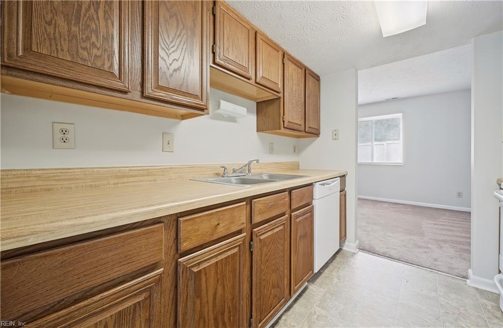 529 Chanticlar Court Newport News VA 23608