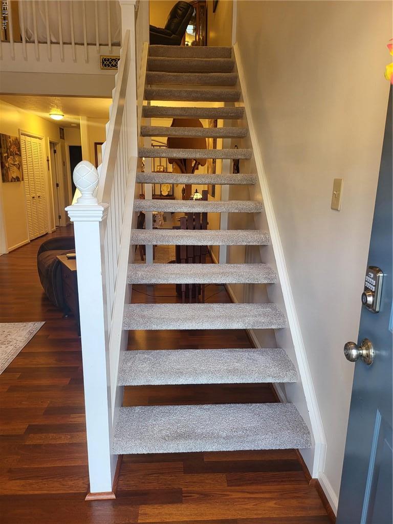 136 Briarwood Place Yorktown VA 23692