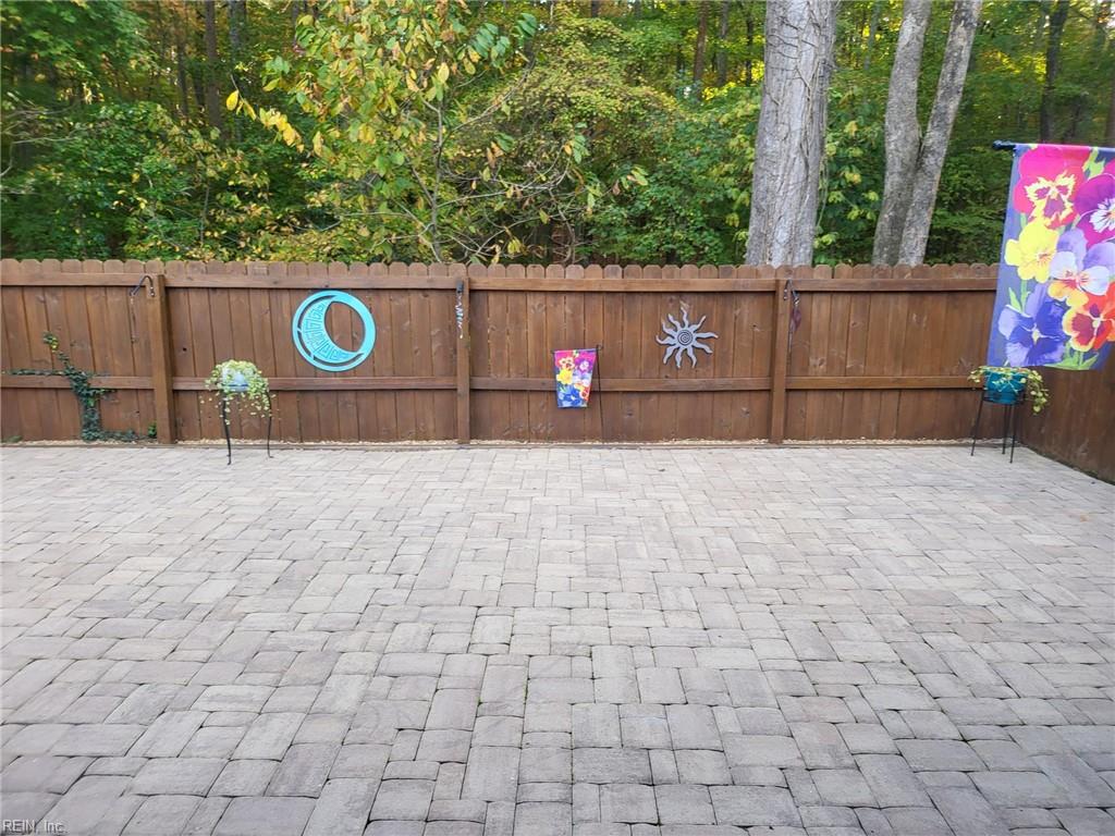 136 Briarwood Place Yorktown VA 23692