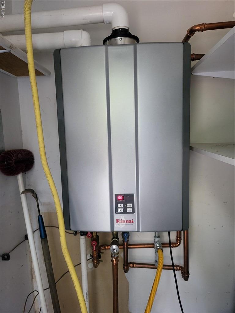 136 Briarwood Place Yorktown VA 23692