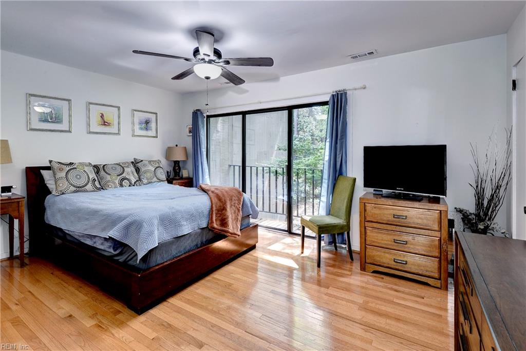 102 Harrops Glen Williamsburg VA 23185