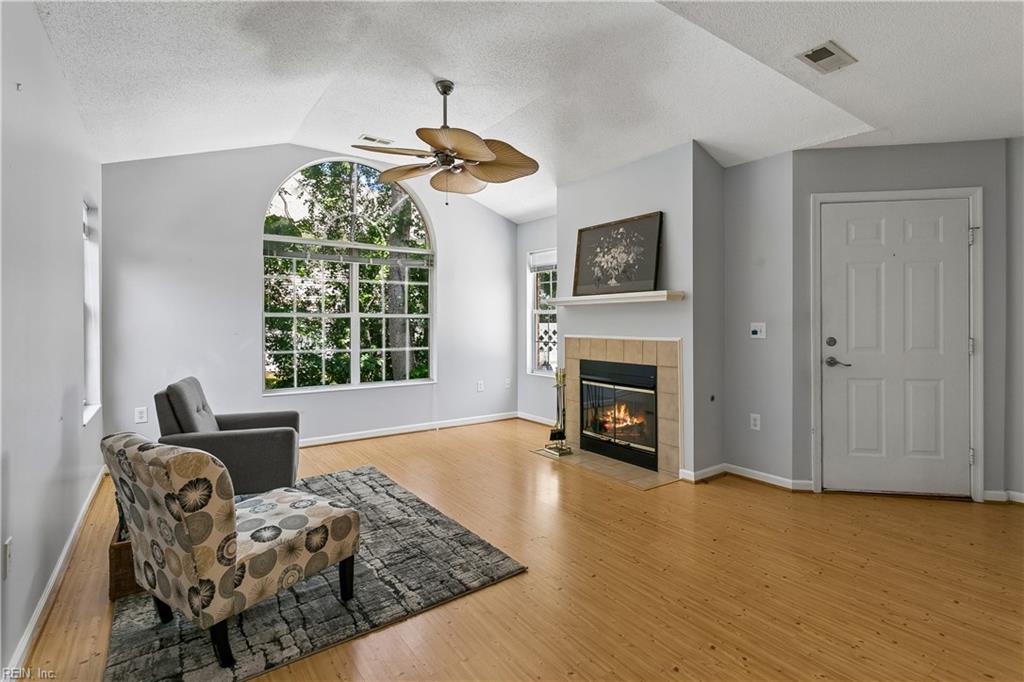 210 Timberline Loop Yorktown VA 23692