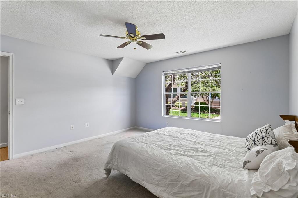 210 Timberline Loop Yorktown VA 23692