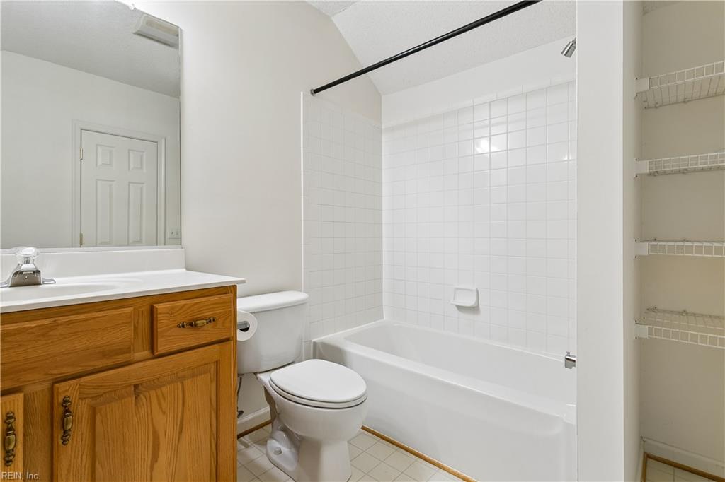 210 Timberline Loop Yorktown VA 23692