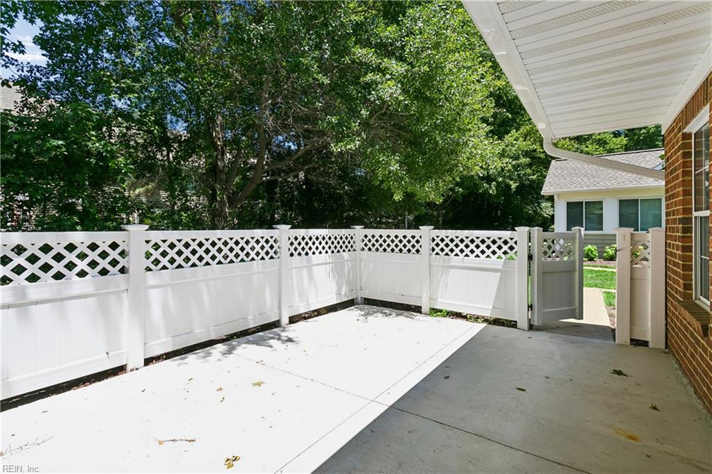 210 Timberline Loop Yorktown VA 23692