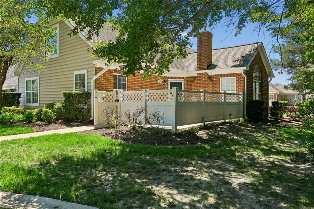 210 Timberline Loop Yorktown VA 23692