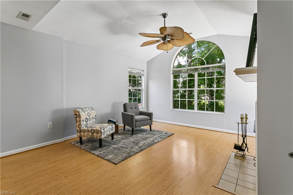 210 Timberline Loop Yorktown VA 23692
