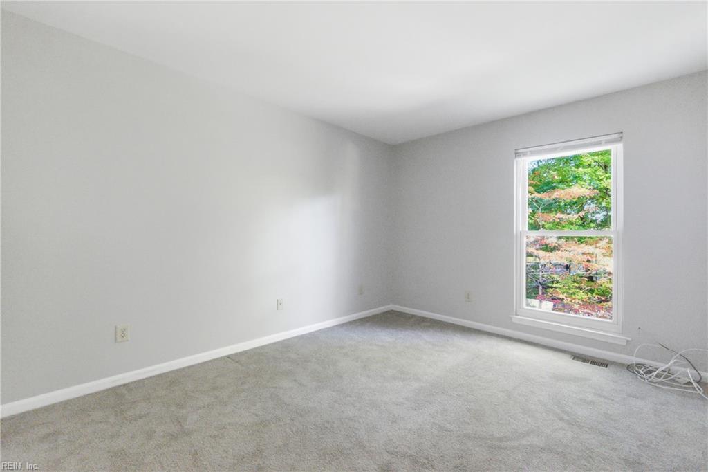 1001 Willow Green Drive Newport News VA 23602