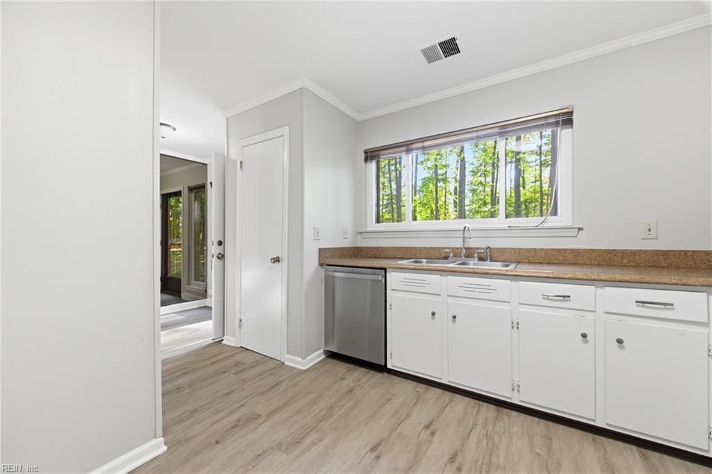 1001 Willow Green Drive Newport News VA 23602