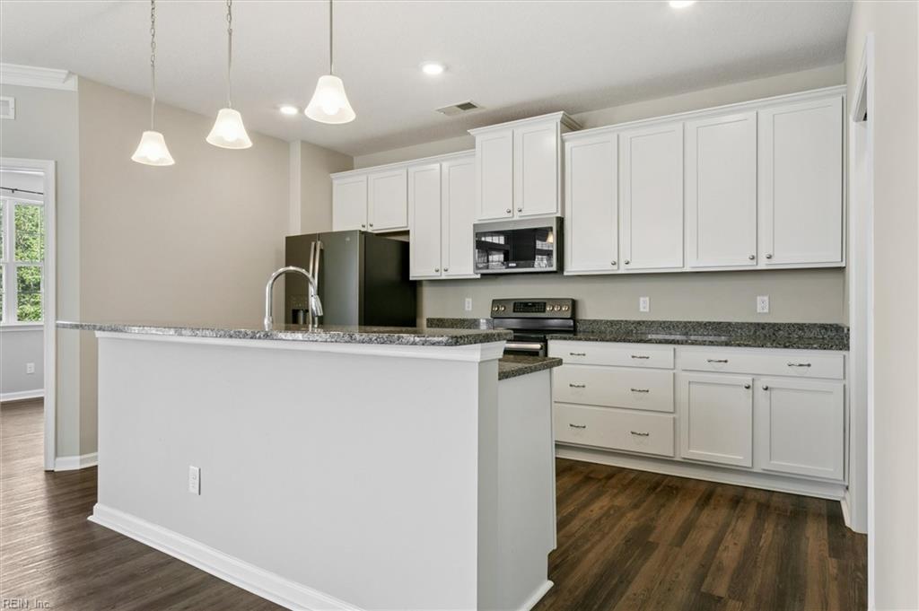 1602 Promenade Lane Williamsburg VA 23185