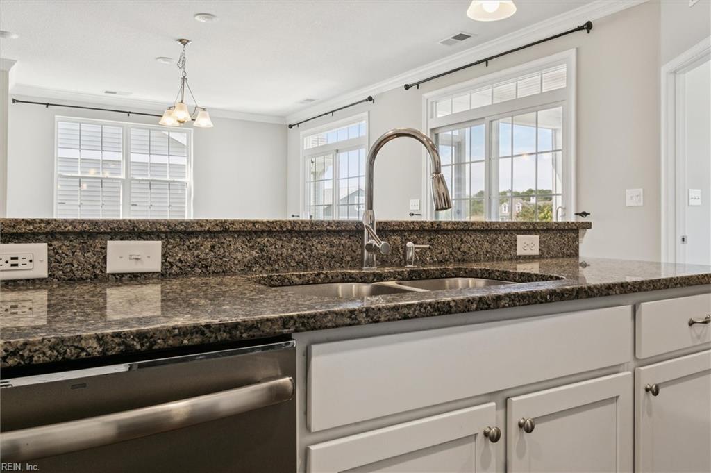 1602 Promenade Lane Williamsburg VA 23185