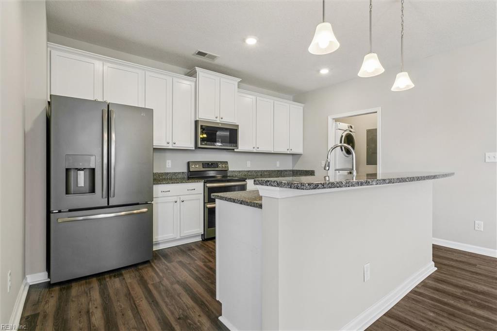 1602 Promenade Lane Williamsburg VA 23185