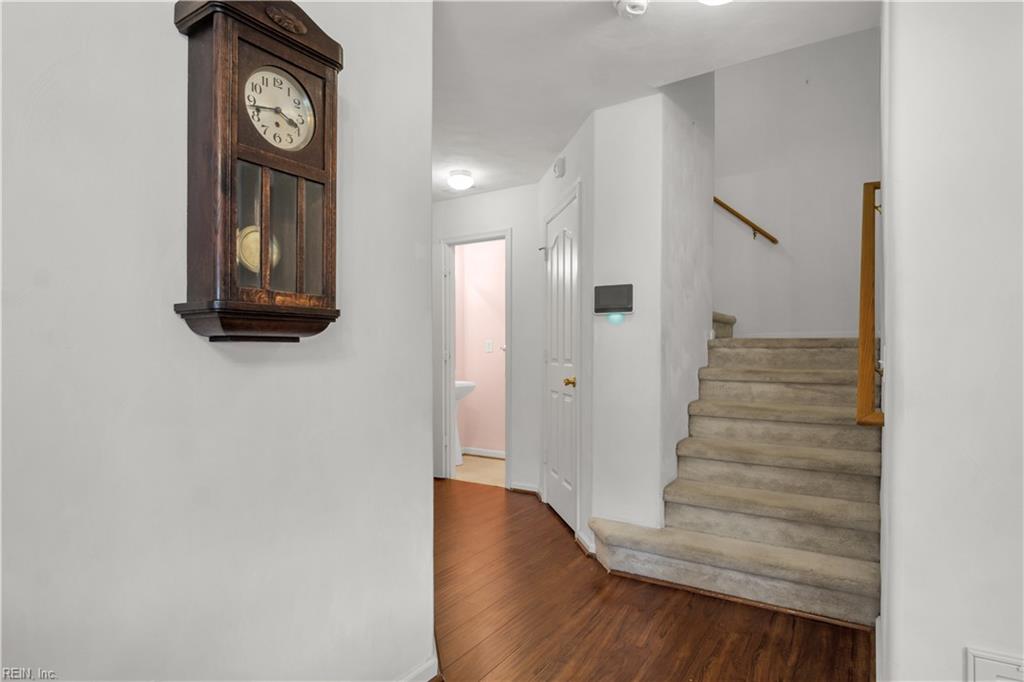 135 White Cedar Lane Yorktown VA 23693