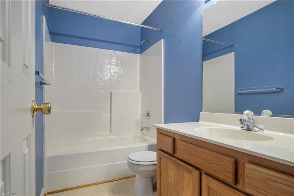 135 White Cedar Lane Yorktown VA 23693