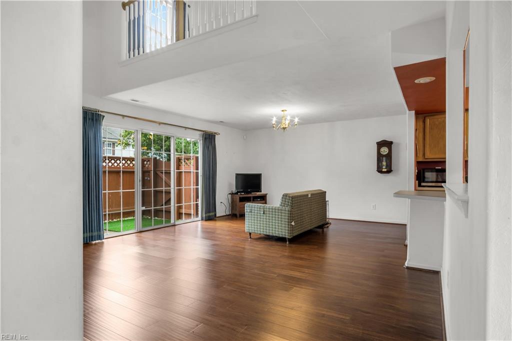 135 White Cedar Lane Yorktown VA 23693