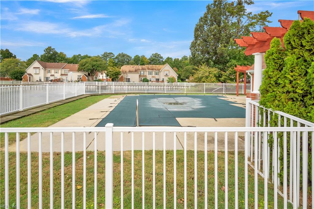 135 White Cedar Lane Yorktown VA 23693