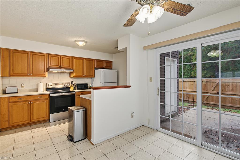 101 Heather Way Yorktown VA 23693