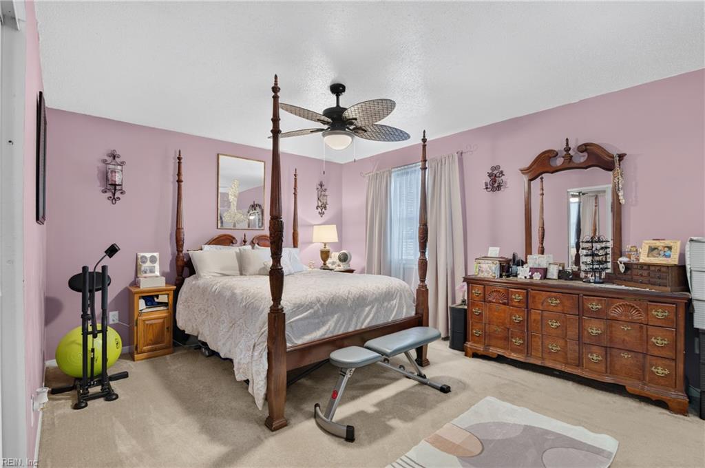12815 Tahiska Lane Newport News VA 23602