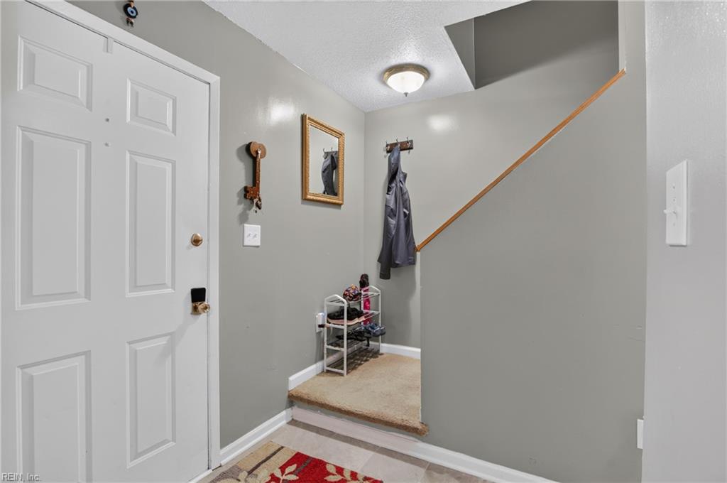 12815 Tahiska Lane Newport News VA 23602